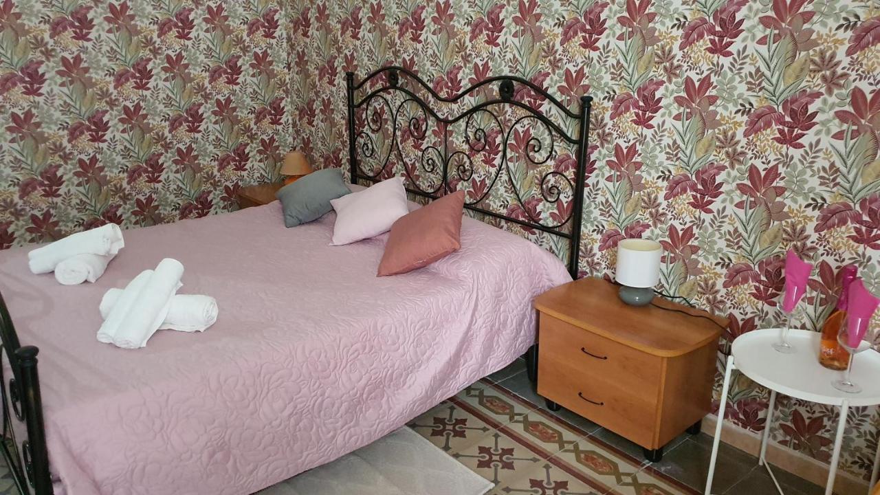 טאראנטו Victoria Suite Casa Vacanza מראה חיצוני תמונה