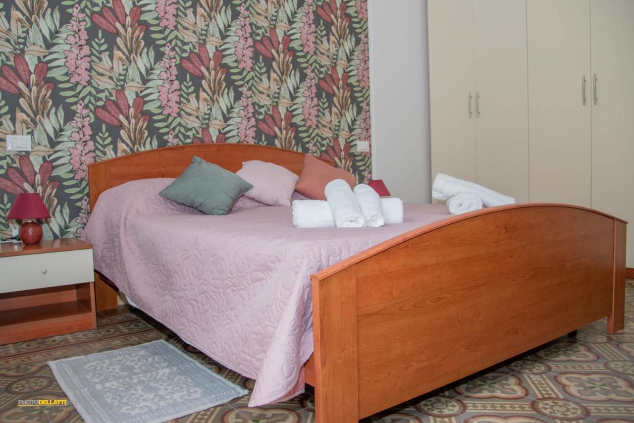 טאראנטו Victoria Suite Casa Vacanza מראה חיצוני תמונה