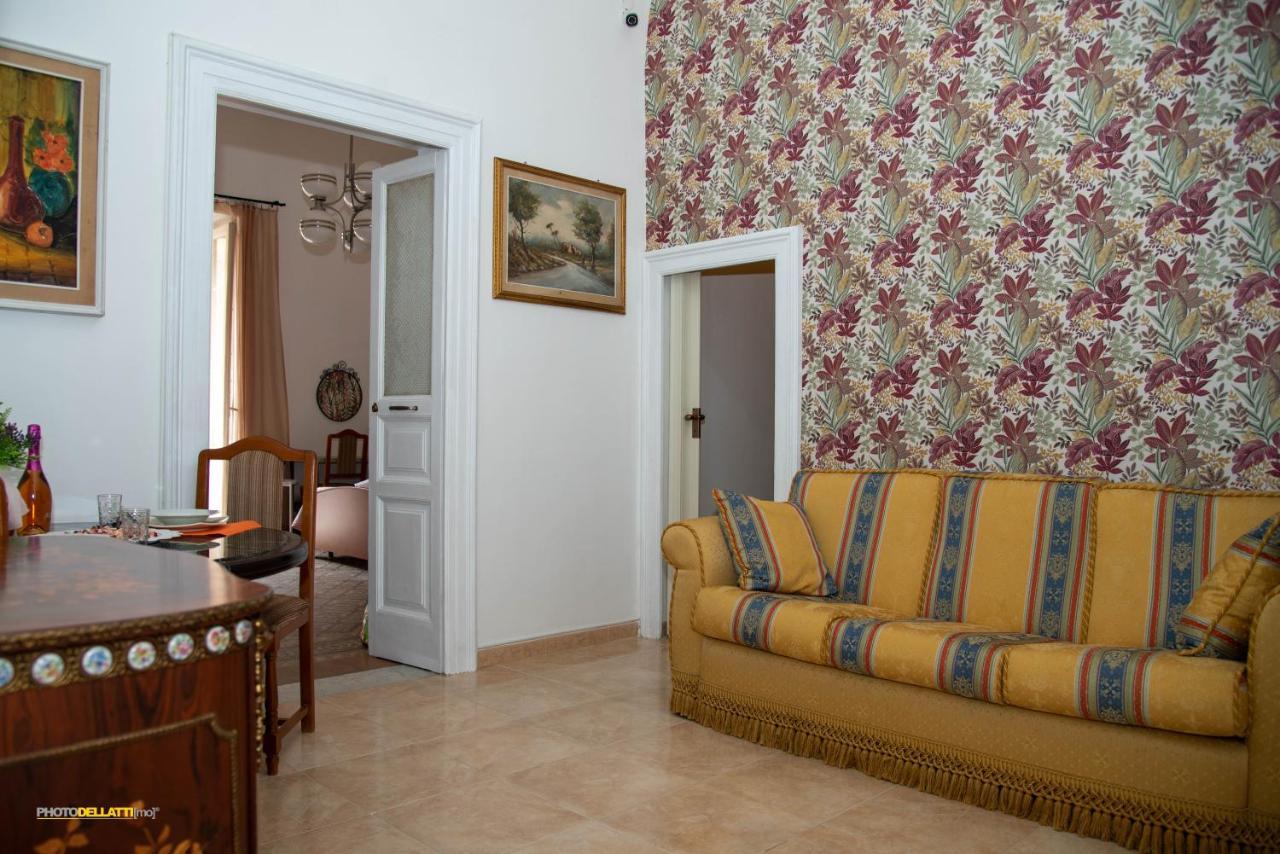 טאראנטו Victoria Suite Casa Vacanza מראה חיצוני תמונה