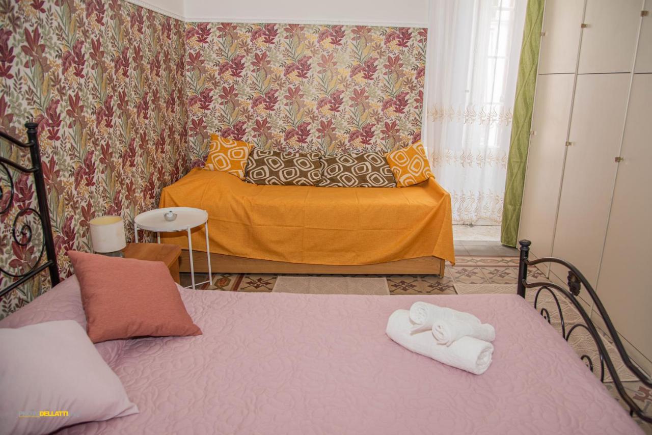 טאראנטו Victoria Suite Casa Vacanza מראה חיצוני תמונה